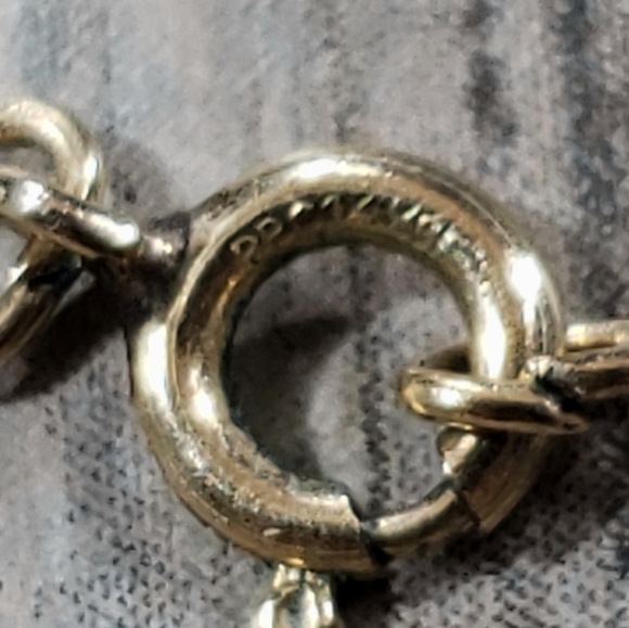 Dolphin Pendant Necklace. - Picture 8 of 11